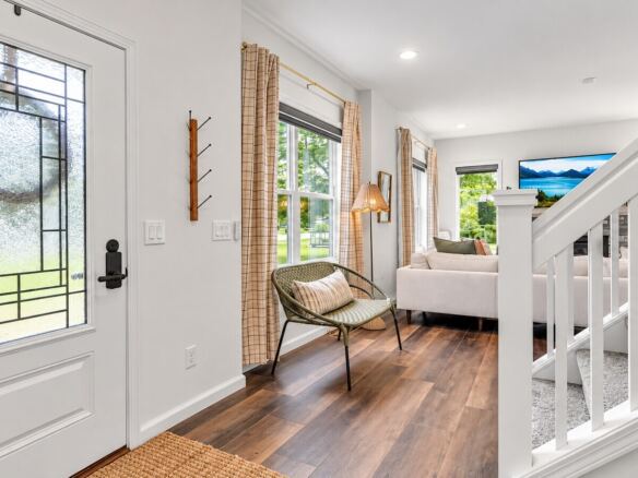 Modern Farmhouse modular home foyer staircase