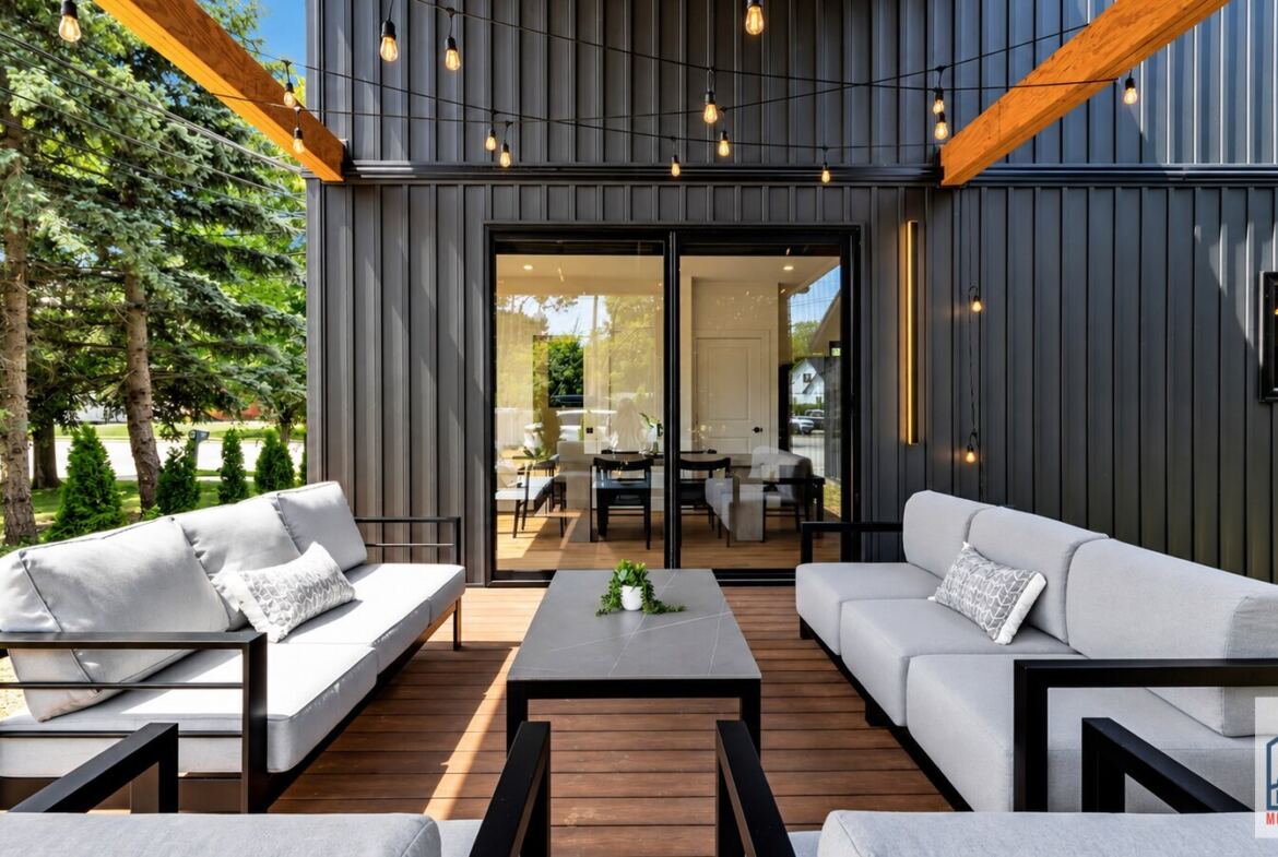 Cornerhouse covered patio and outdoor living area