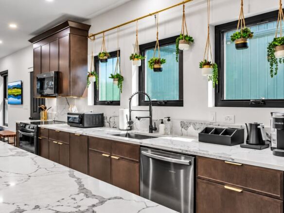 Cornerhouse modern kitchen island