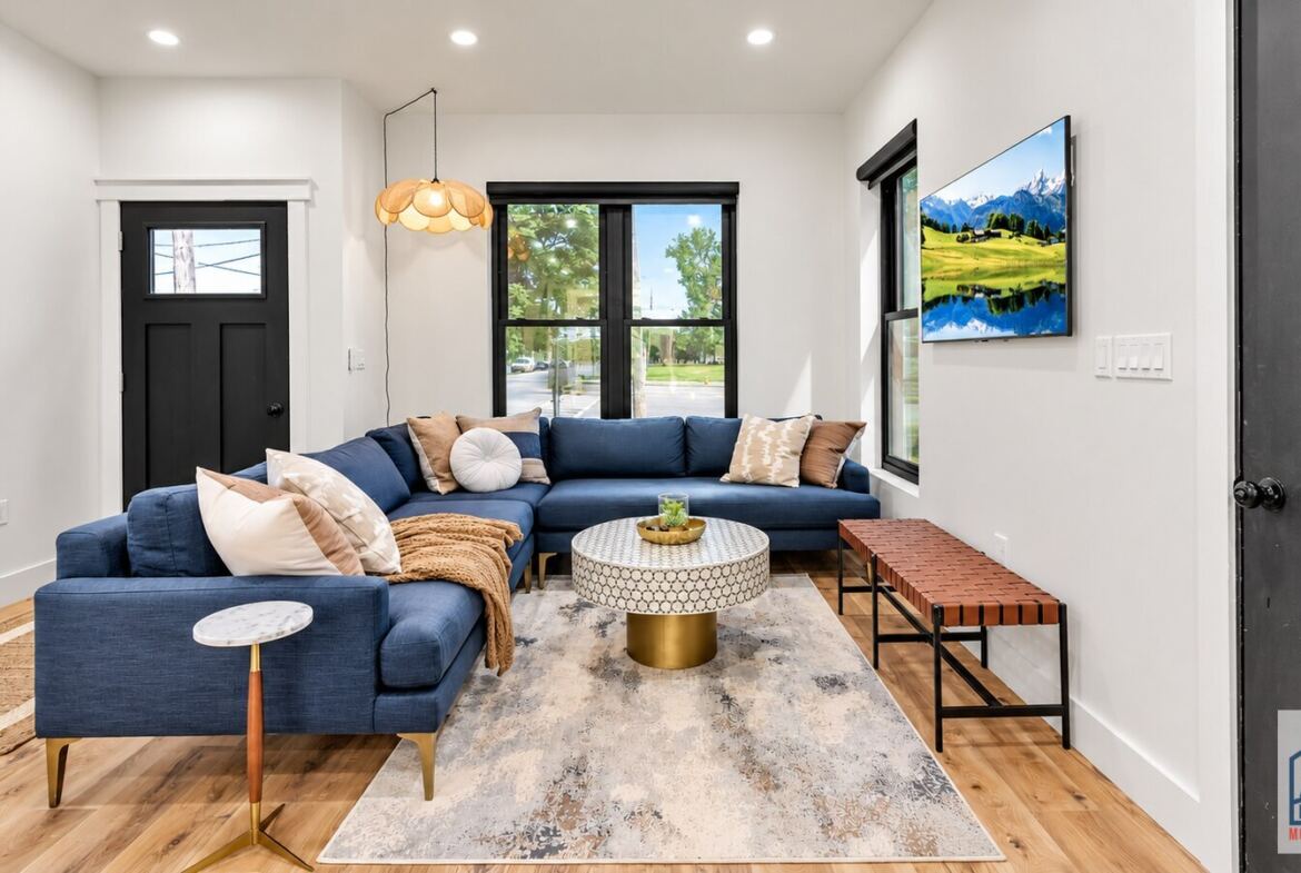 Cornerhouse open-concept living room