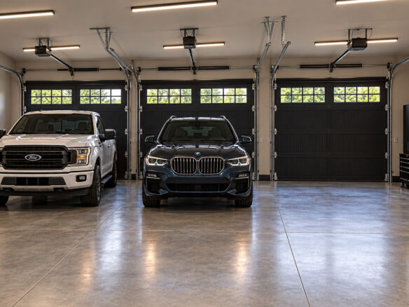 cedar-ridge-barndominium-garage-interior